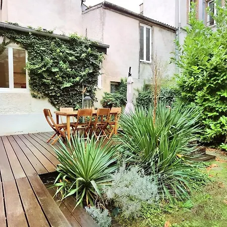 Maison De Avec Terrasse Et Jardin * ריימס